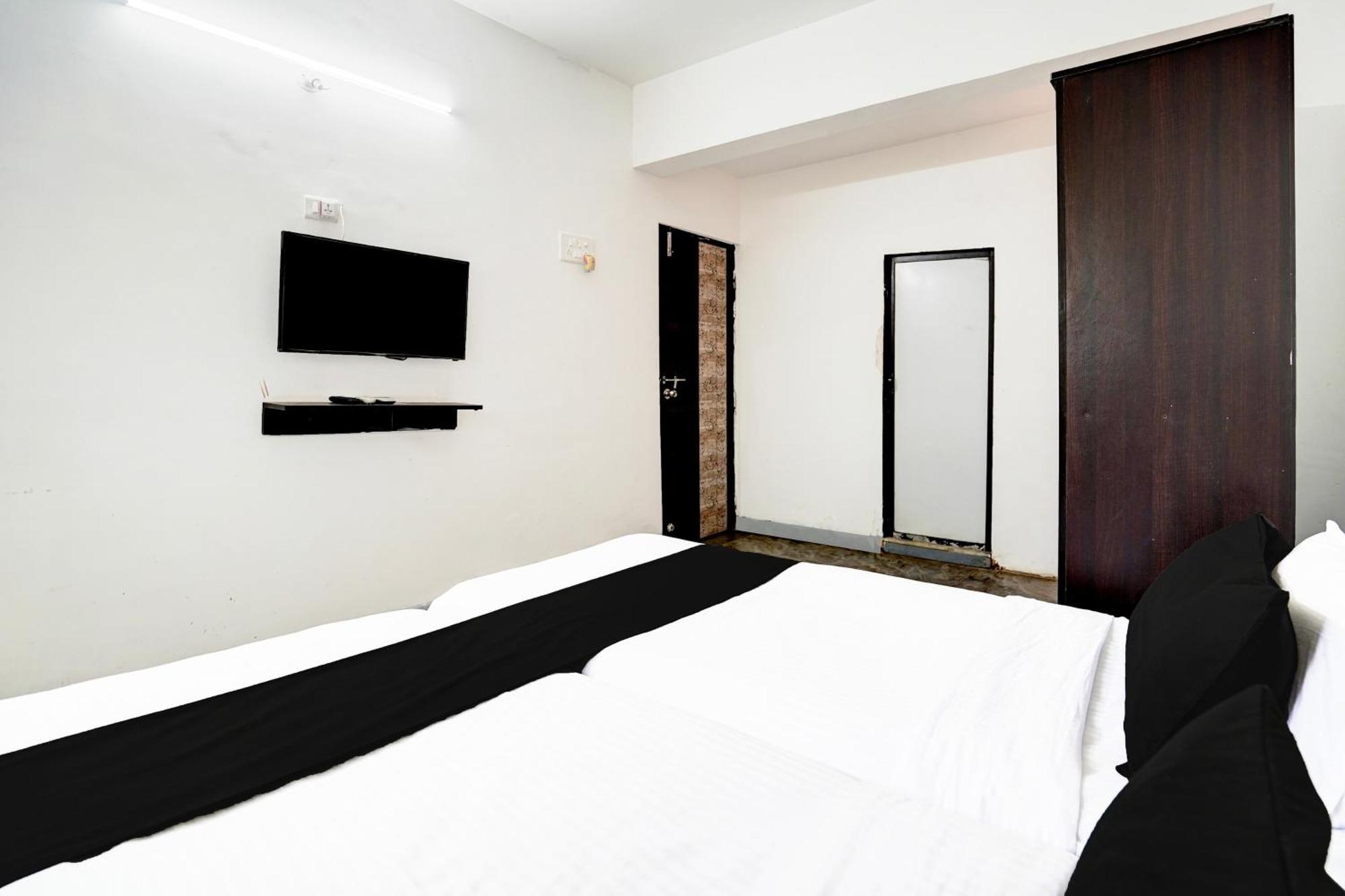 Super Hotel O Deluxe United Corporate Home نافي مومباي المظهر الخارجي الصورة